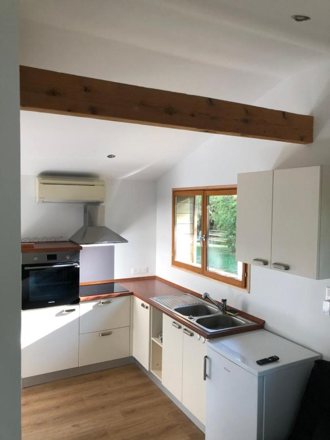 Tiny House Detente Nature La Maison Du Pecheur Pulligny Exterior foto